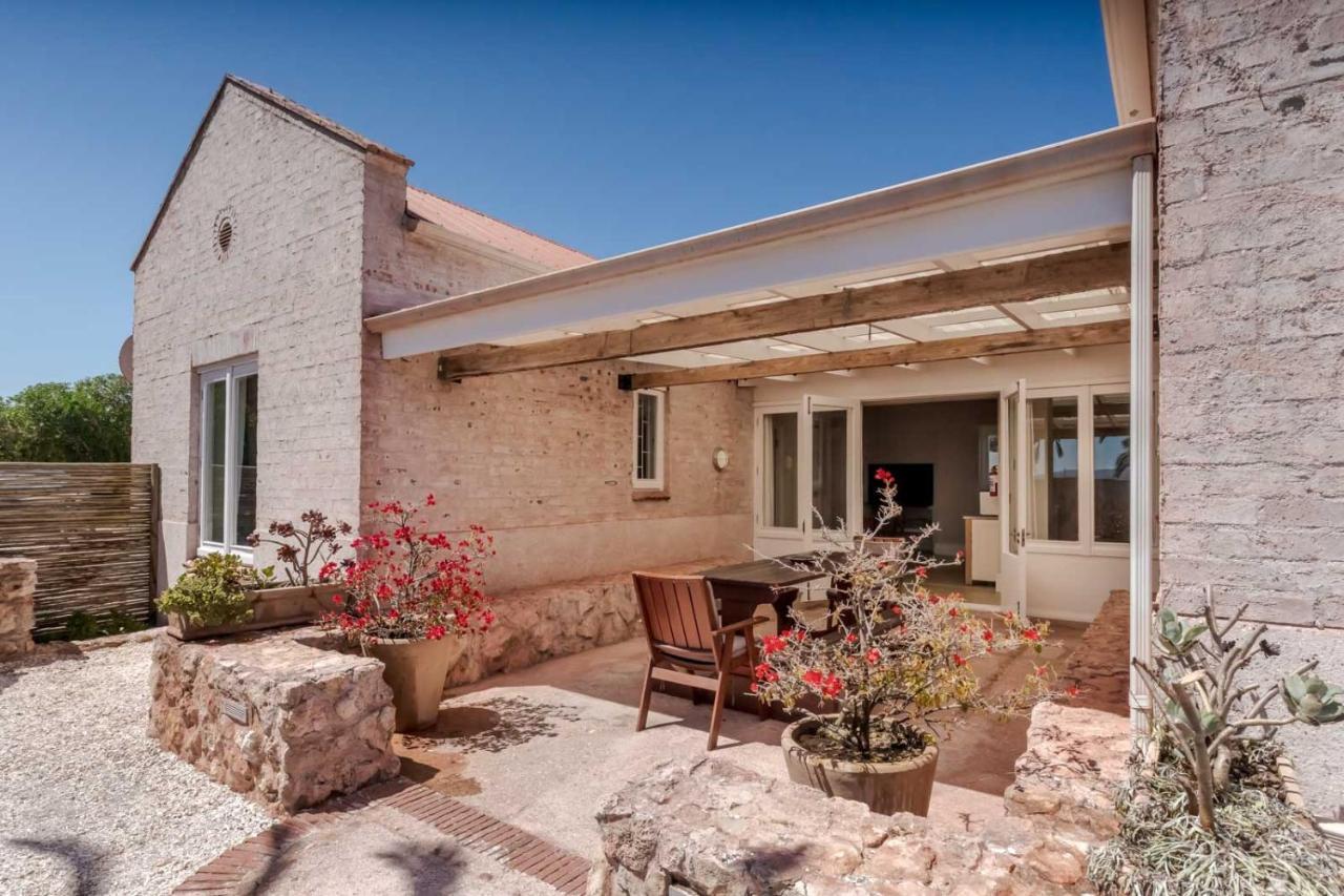 Blue Bay Lodge Saldanha Bay エクステリア 写真