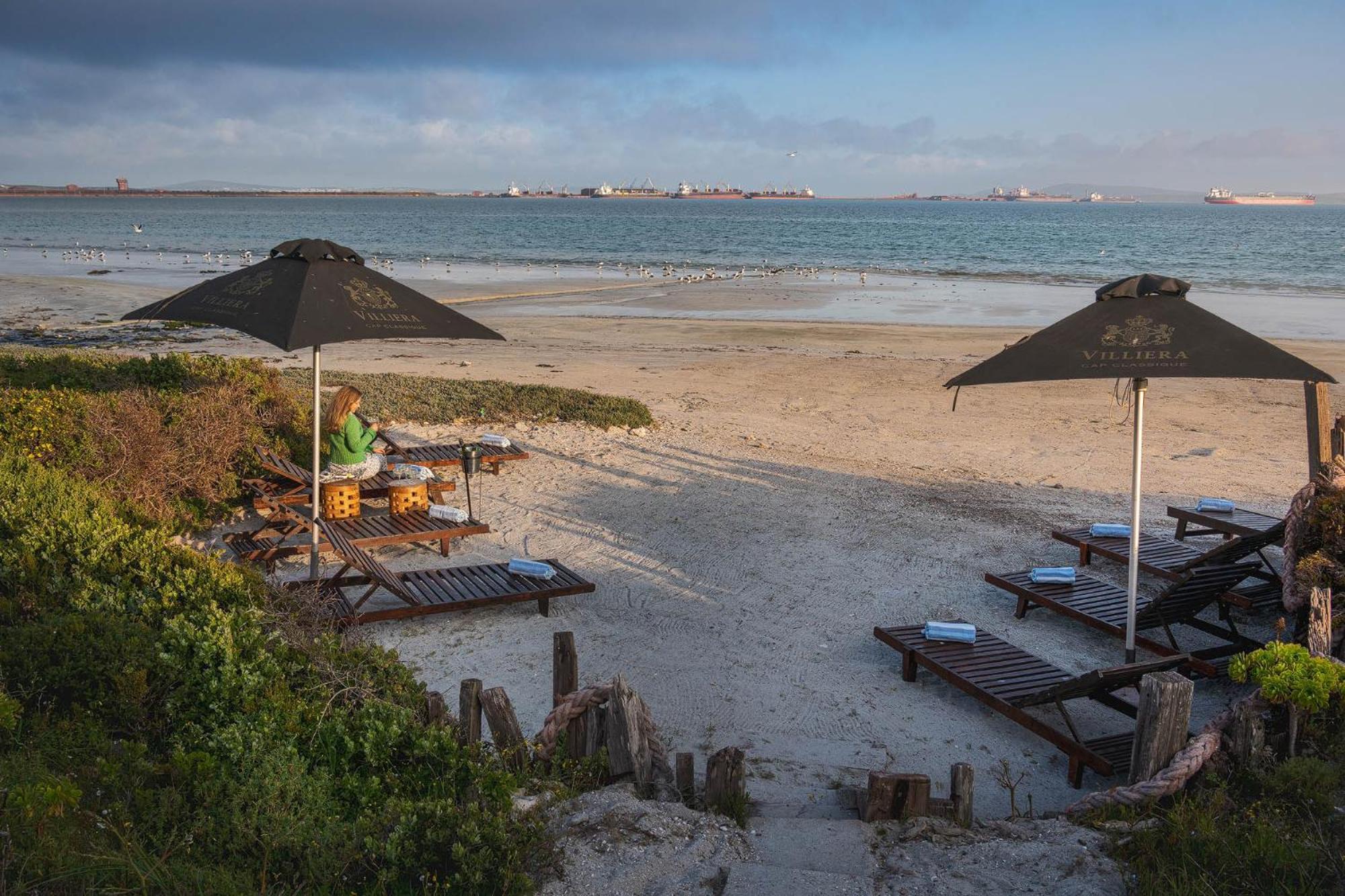 Blue Bay Lodge Saldanha Bay エクステリア 写真